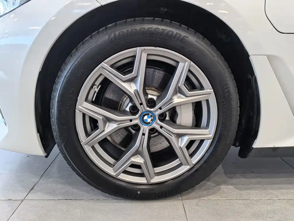 BMW i3 — фото 4