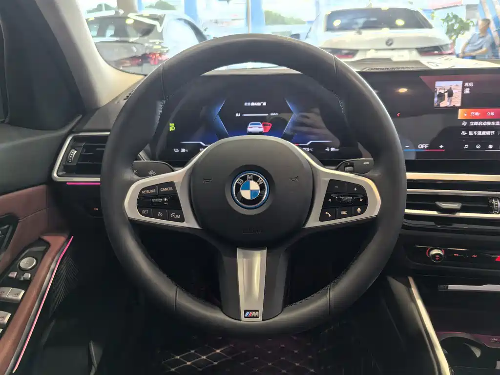 BMW i3 — фото 10