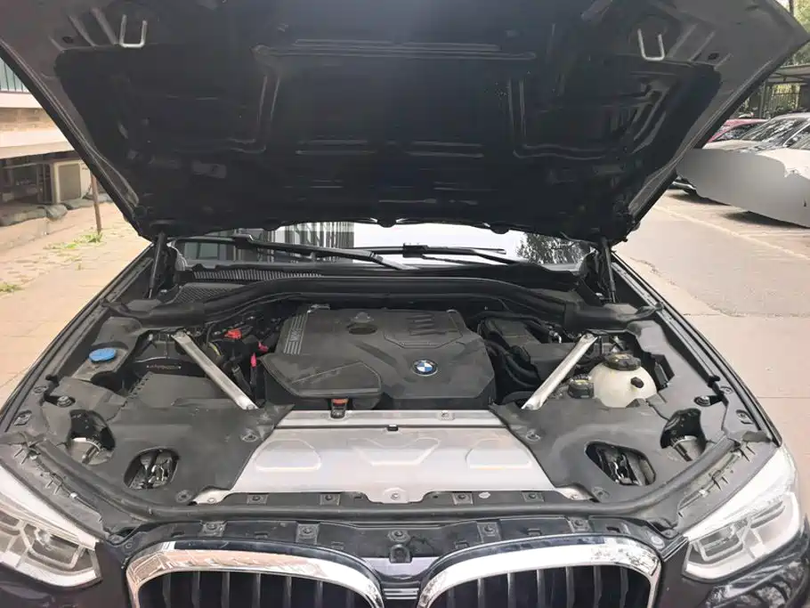 BMW X3 — фото 10