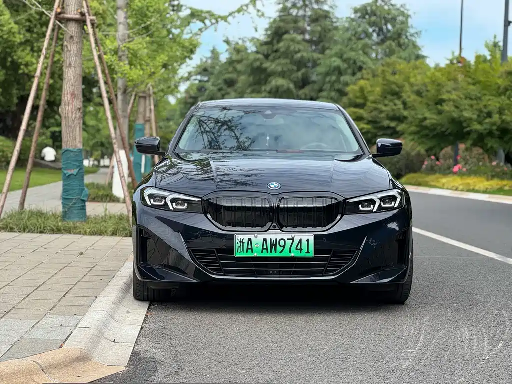 BMW i3 — фото 3