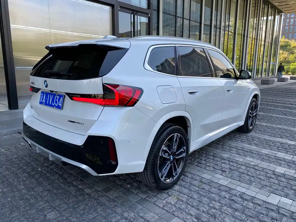 BMW X1 — фото 3