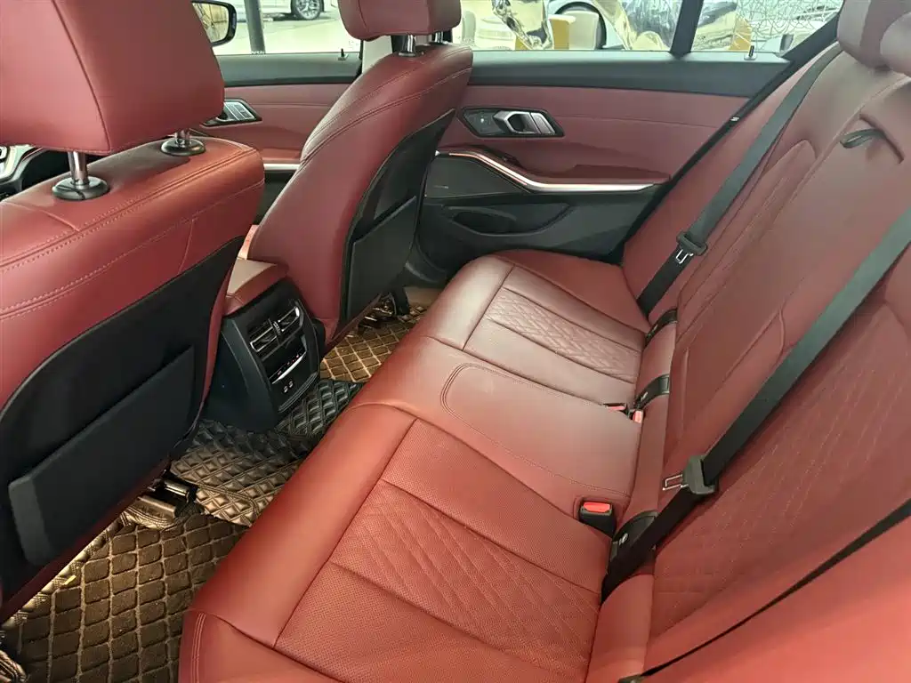 BMW 3 Series — фото 10