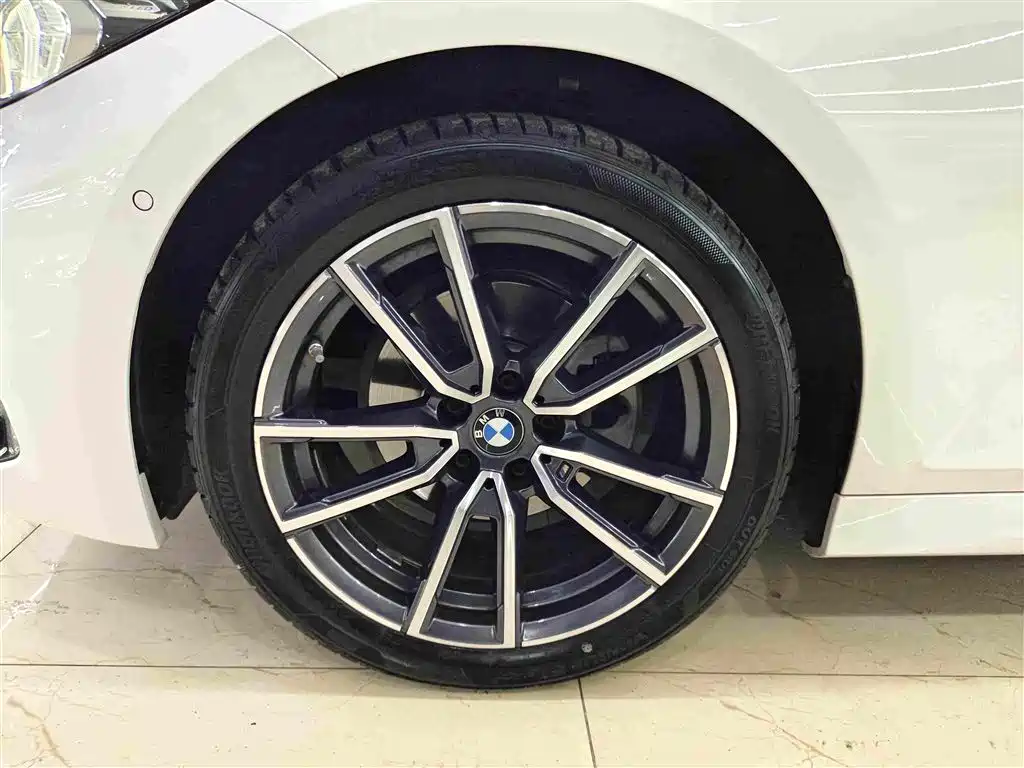 BMW 3 Series — фото 10