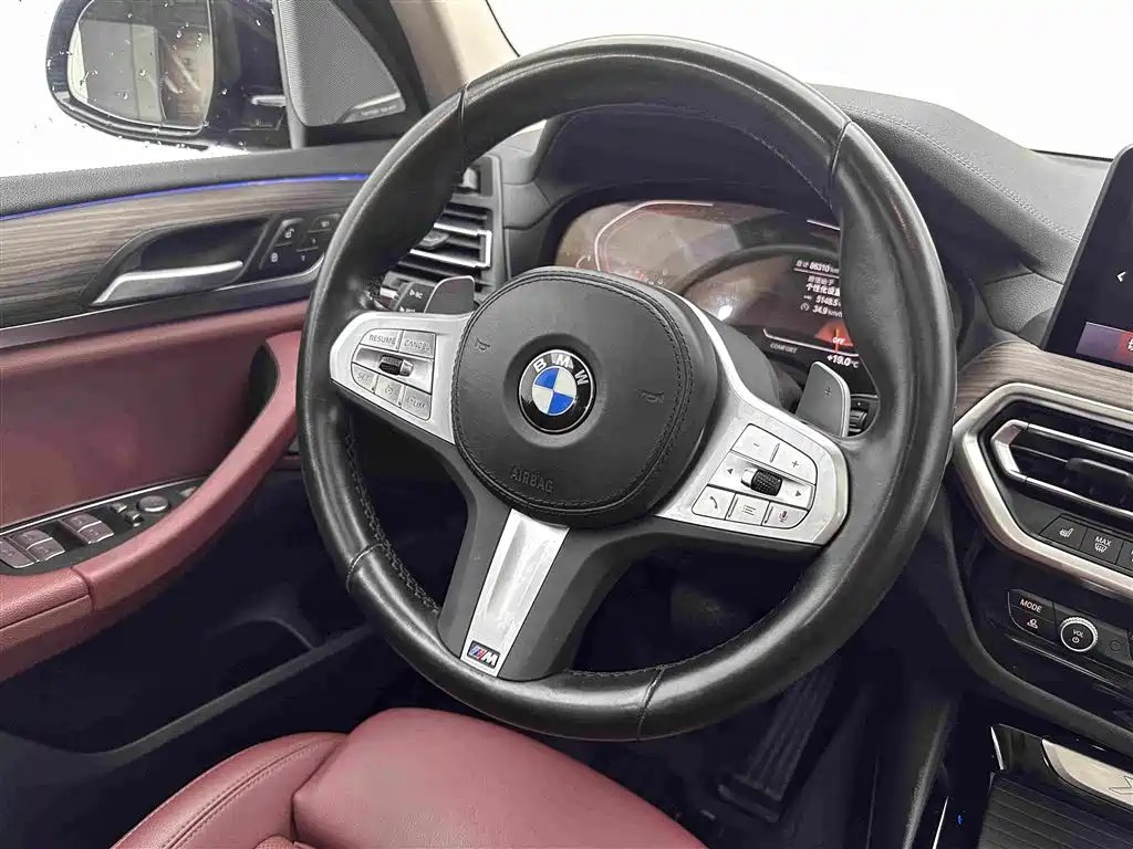 BMW X3 — фото 10