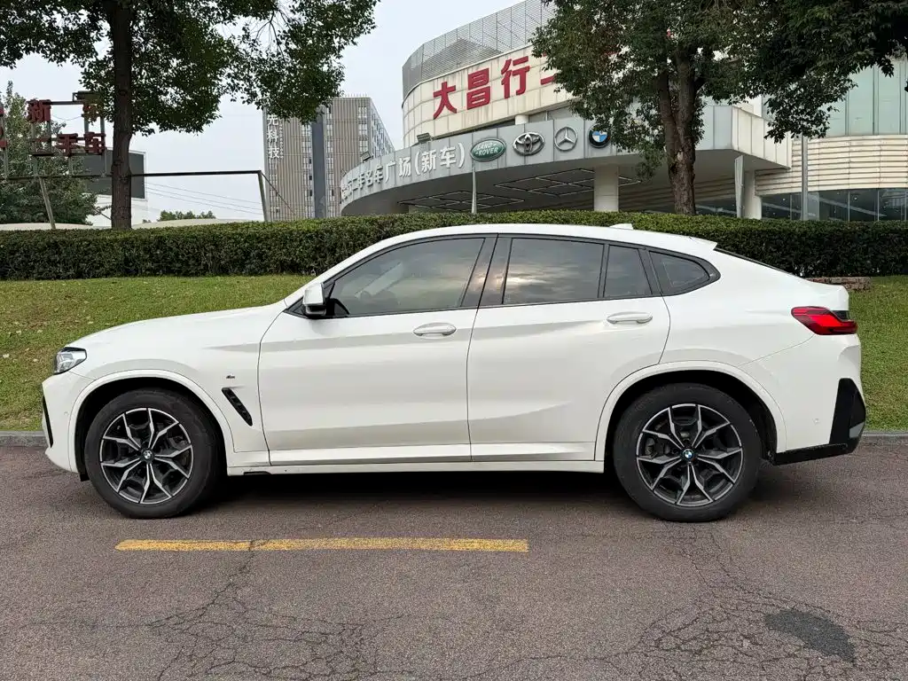 BMW X4 — фото 3