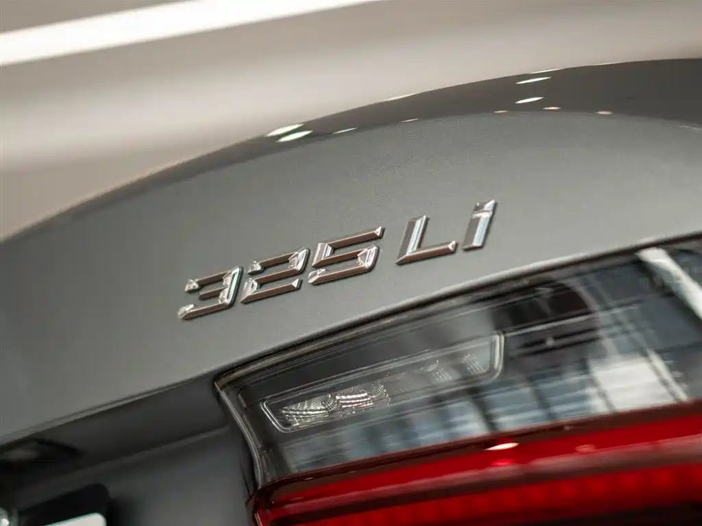 BMW 3 Series — фото 10
