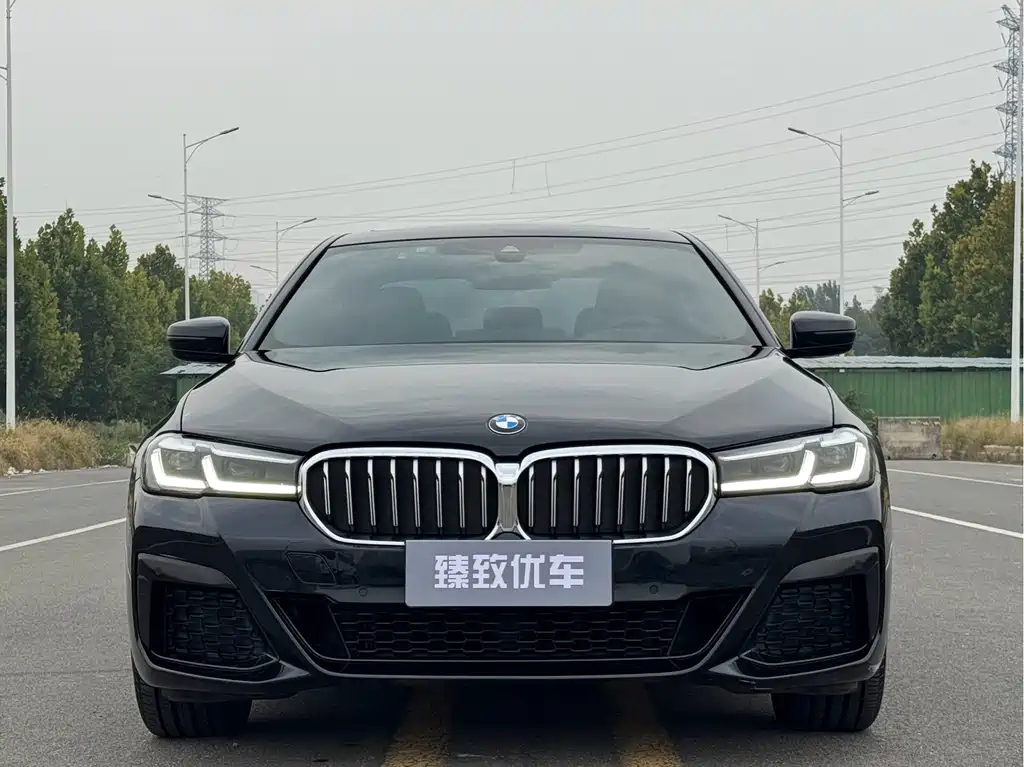 BMW 5 Series — фото 2