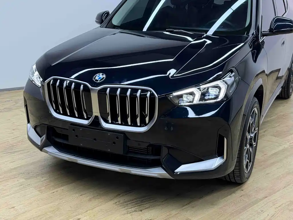 BMW X1 — фото 4