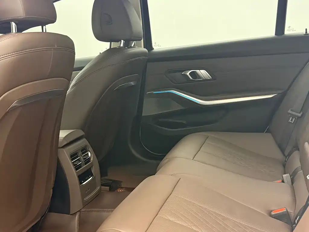 BMW 3 Series — фото 10