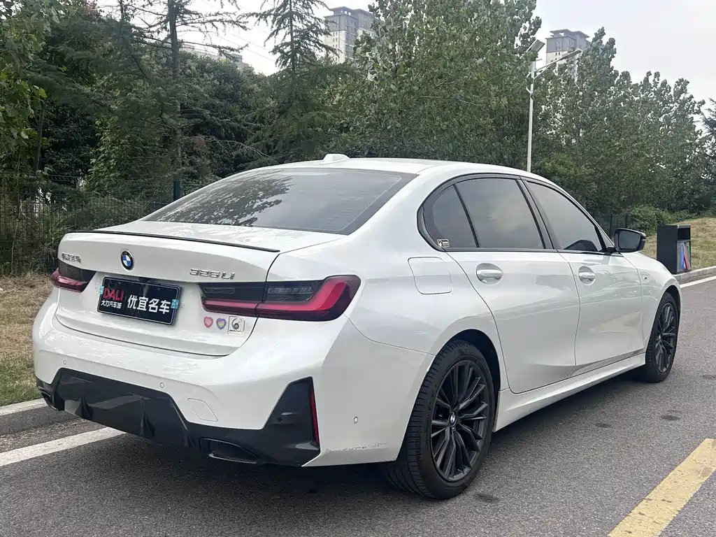 BMW 3 Series — фото 14