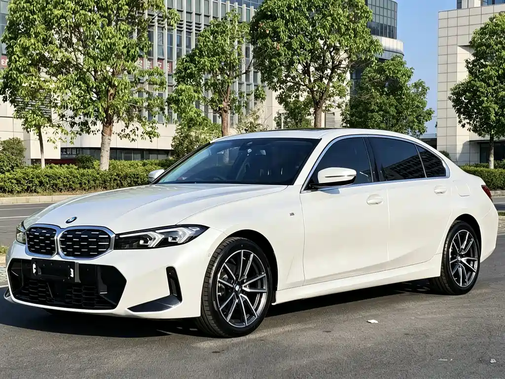BMW 3 Series — фото 1