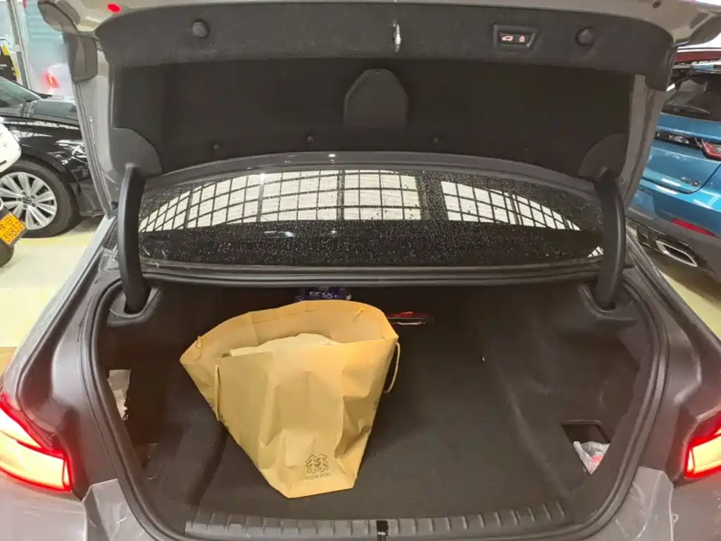 BMW 5 Series (Import) — фото 18