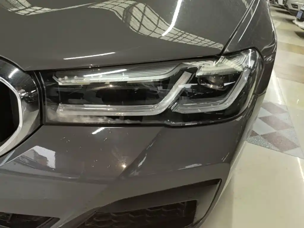 BMW 5 Series (Import) — фото 23