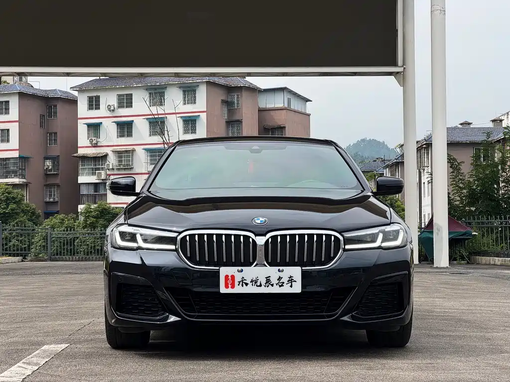 BMW 5 Series (Import) — фото 2