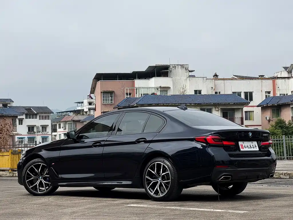 BMW 5 Series (Import) — фото 13