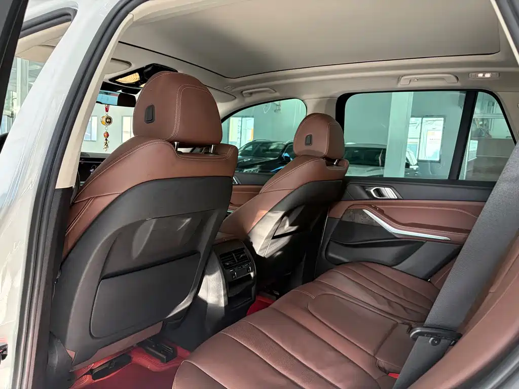 BMW X5 (Import) — фото 8