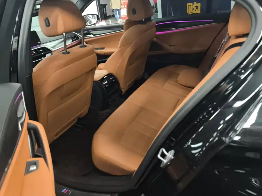 BMW 5 Series (Import) — фото 11
