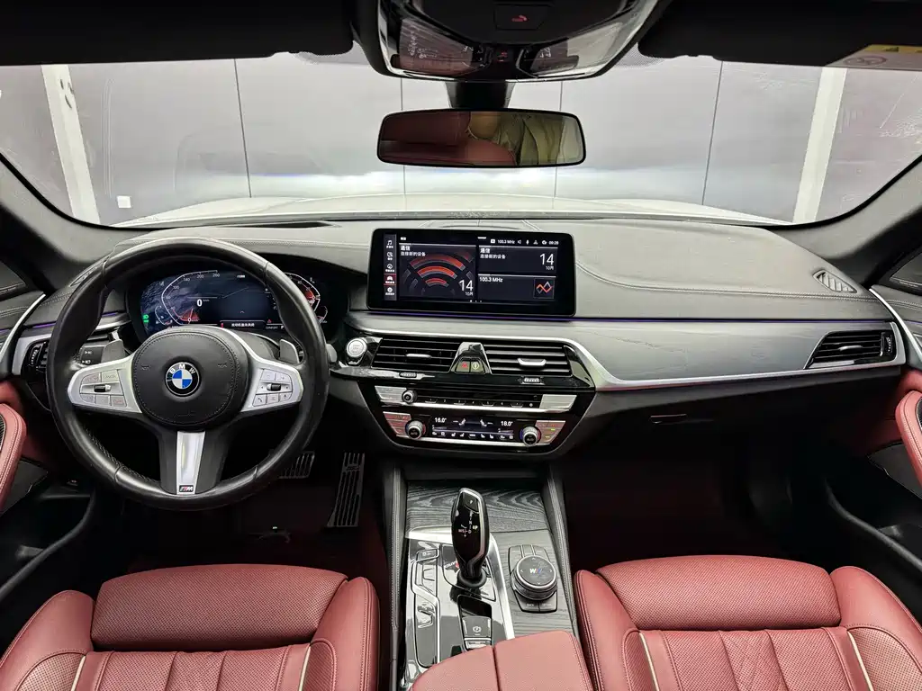 BMW 5 Series — фото 5