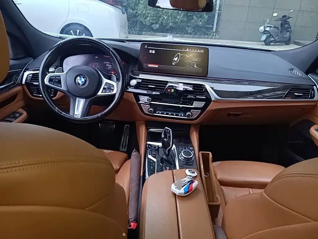 BMW 6 Series GT — фото 9