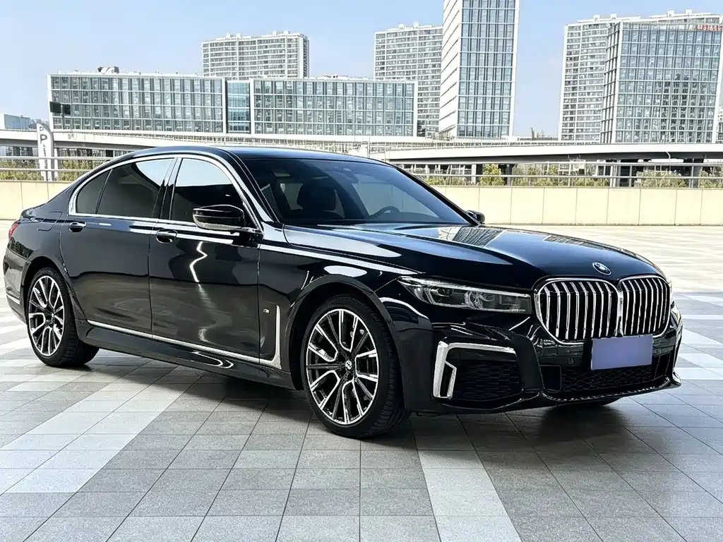 BMW 7 Series — фото 3