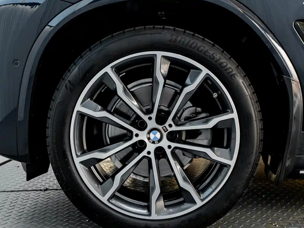 BMW X3 — фото 11