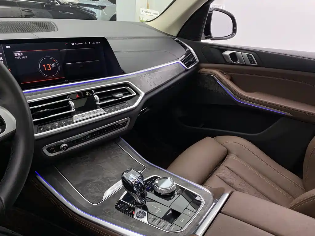 BMW X5 (Import) — фото 24