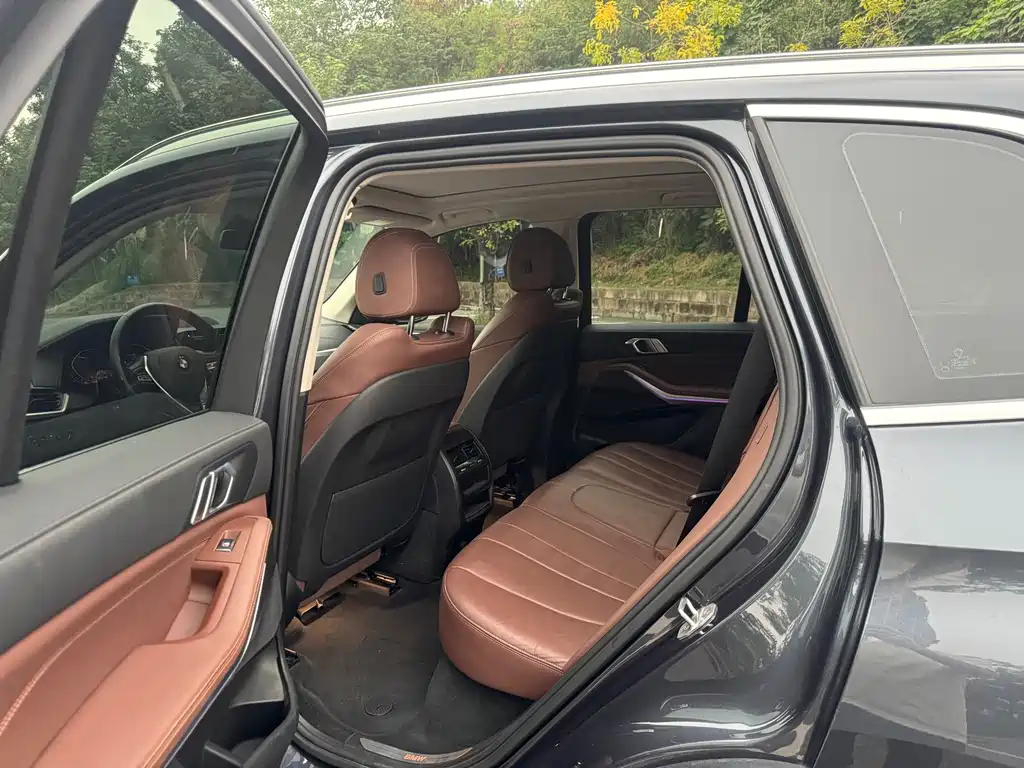 BMW X5 (Import) — фото 8