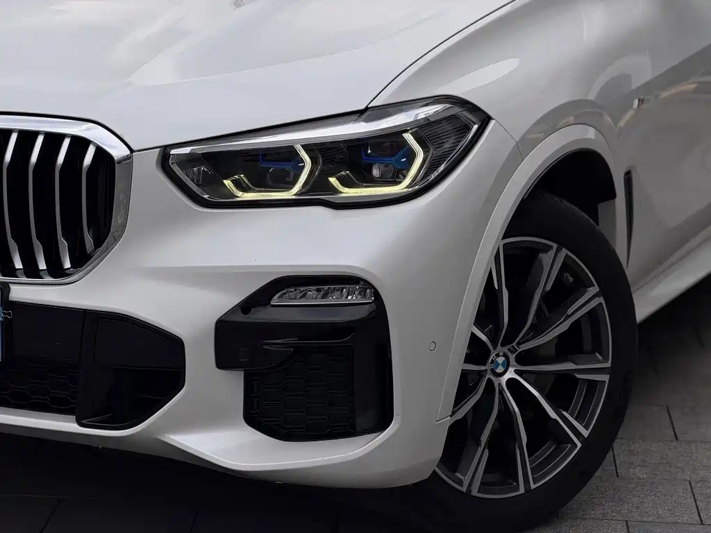 BMW X5 (Import) — фото 4