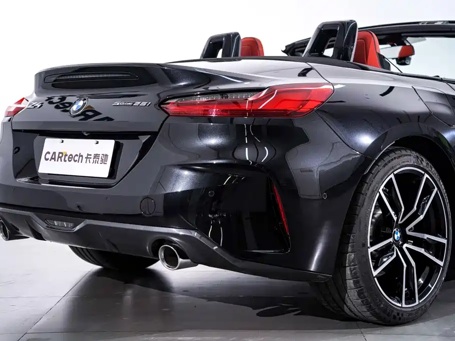 BMW Z4 — фото 6