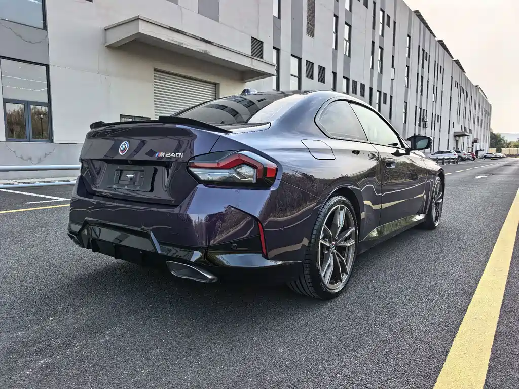 BMW M240i — фото 5