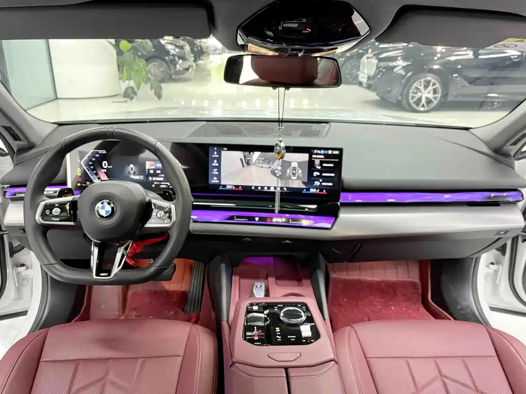 BMW 5 Series — фото 4
