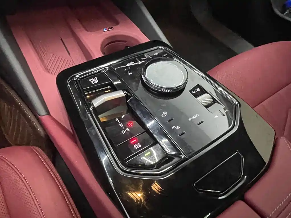 BMW 5 Series — фото 10