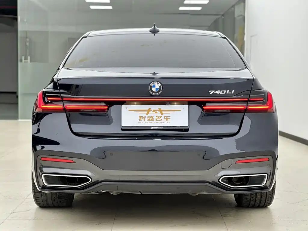 BMW 7 Series — фото 4