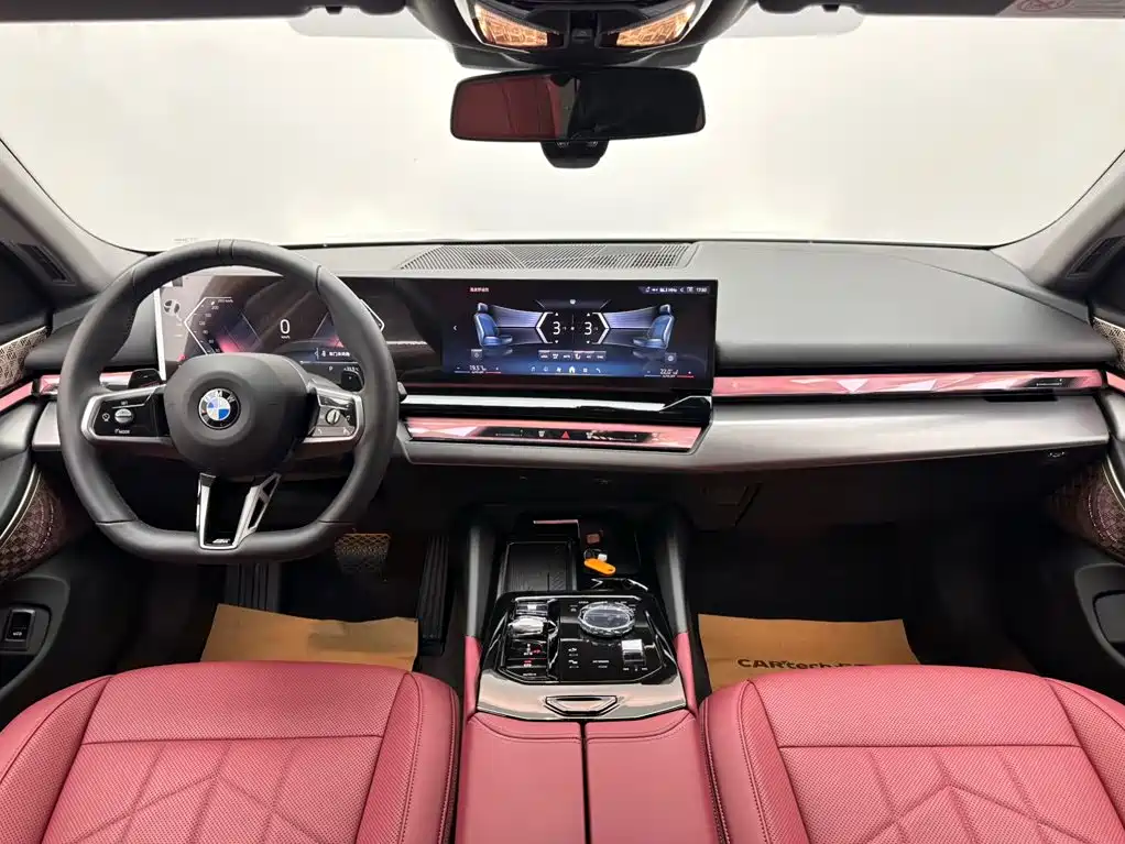 BMW 5 Series — фото 10