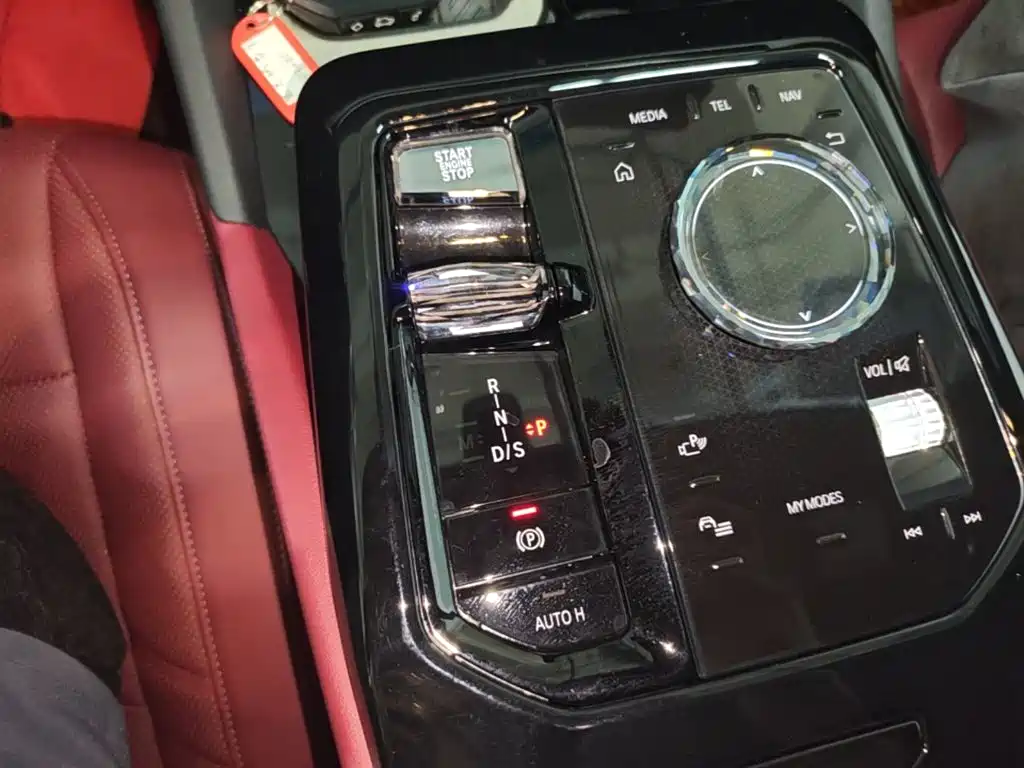 BMW 5 Series — фото 13