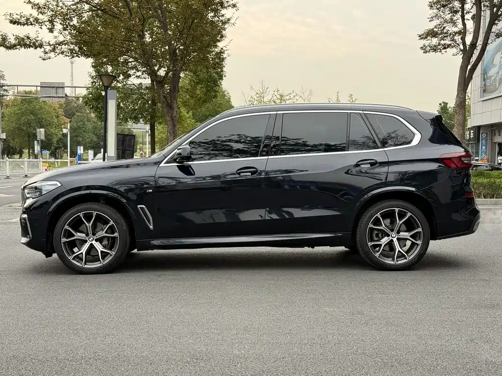 BMW X5 — фото 4