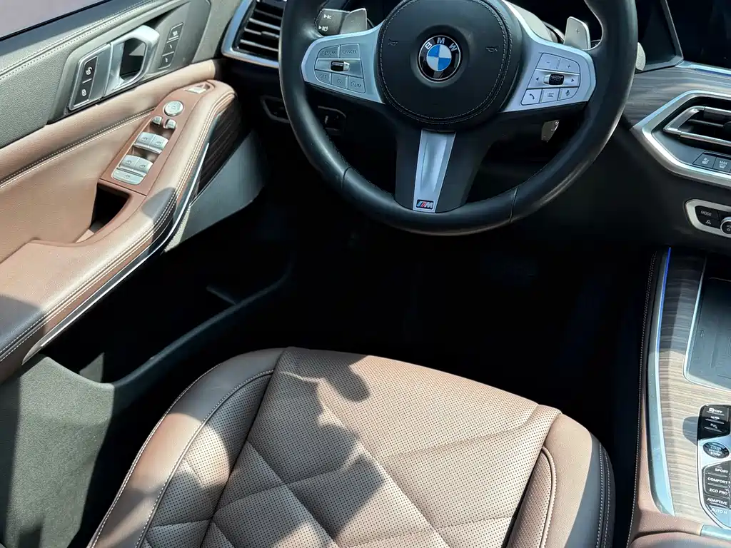 BMW X5 — фото 13