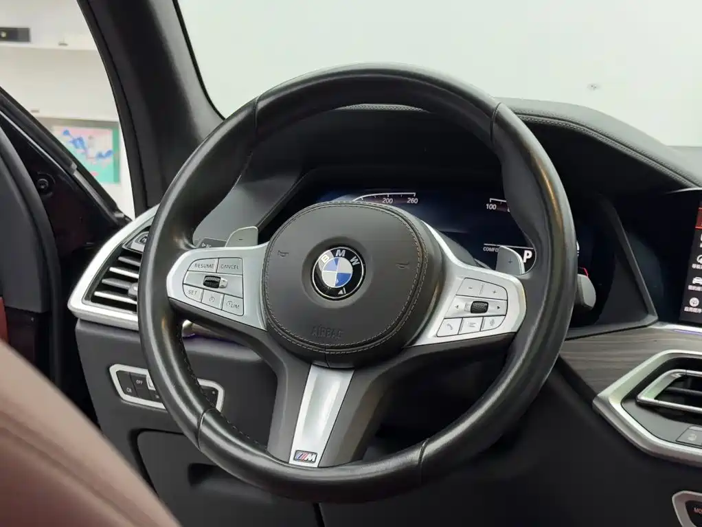 BMW X5 — фото 14