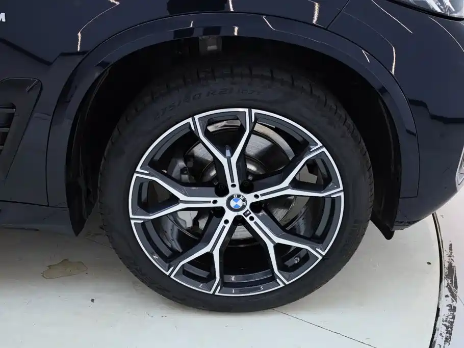 BMW X5 — фото 14