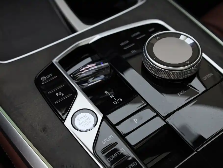 BMW X5 — фото 26