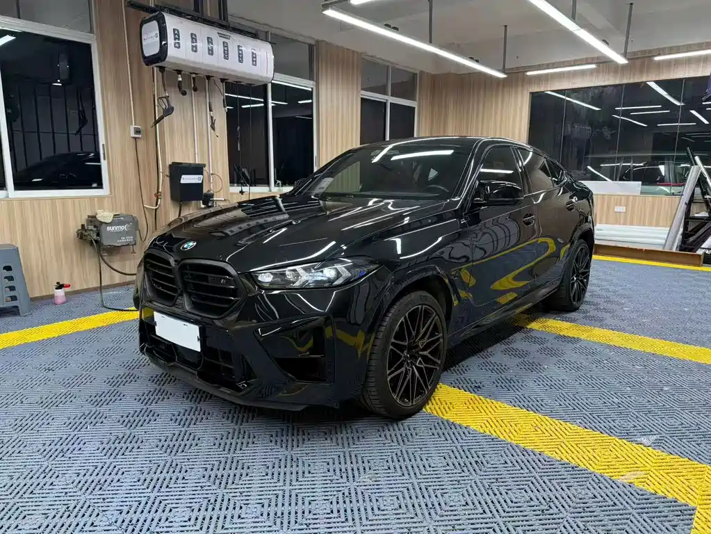 BMW X6 M