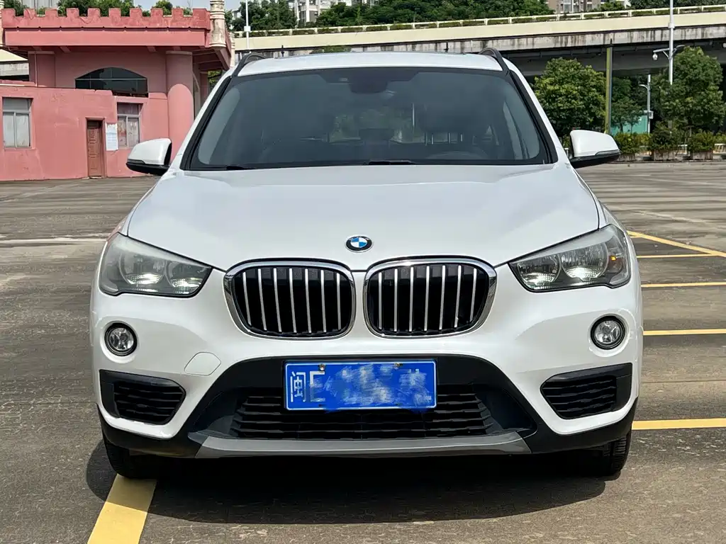 BMW X1 — фото 2