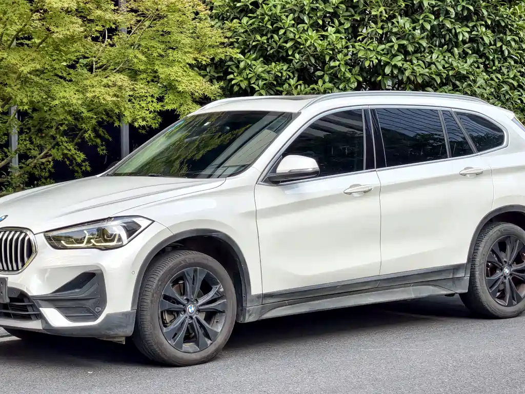 BMW X1 — фото 4