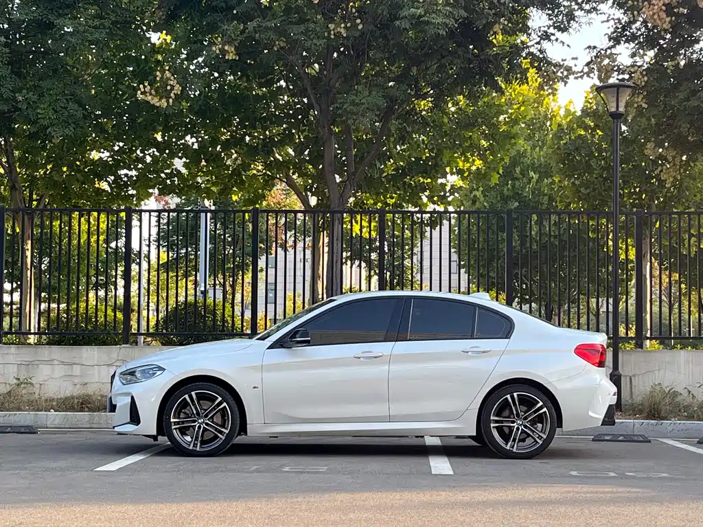 BMW 1 Series — фото 3