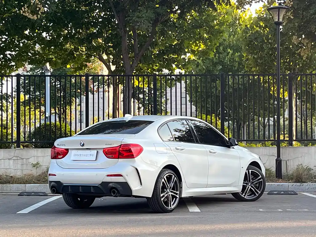 BMW 1 Series — фото 6