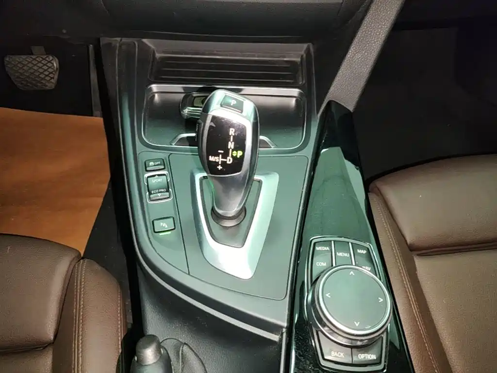BMW 3 Series — фото 13