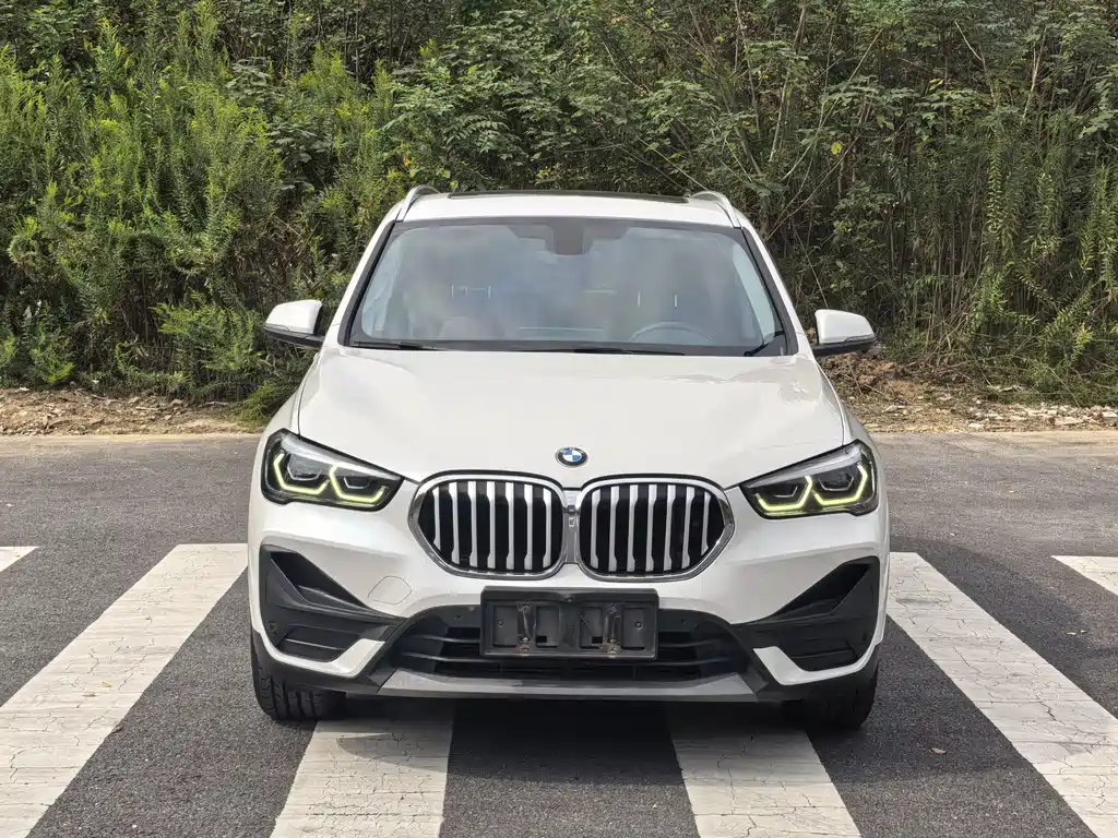 BMW X1 — фото 2