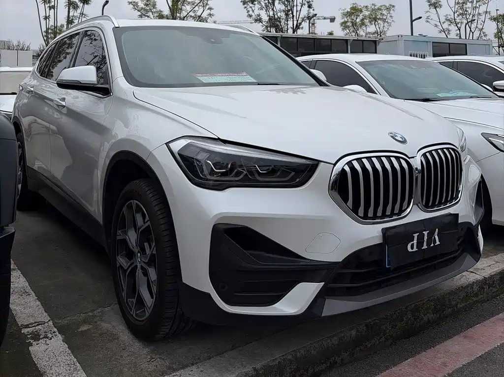 BMW X1 — фото 3