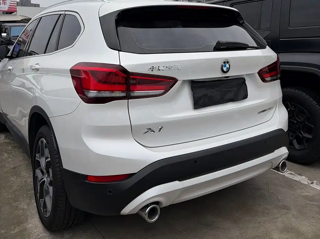 BMW X1 — фото 4