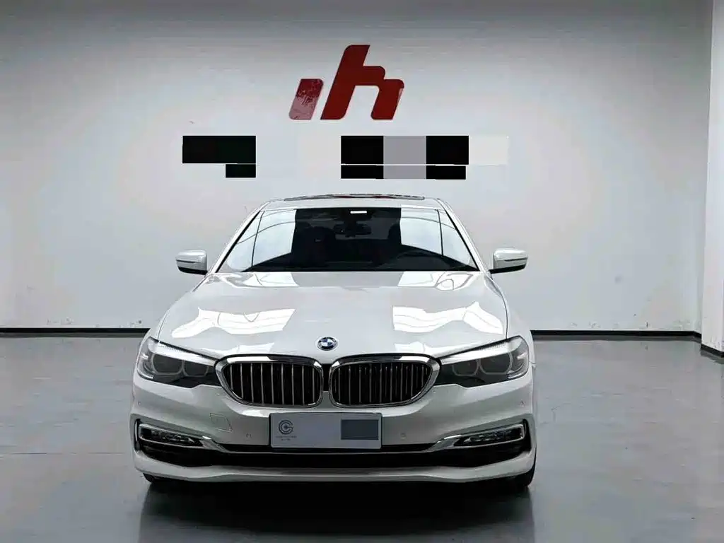 BMW 5 Series — фото 2
